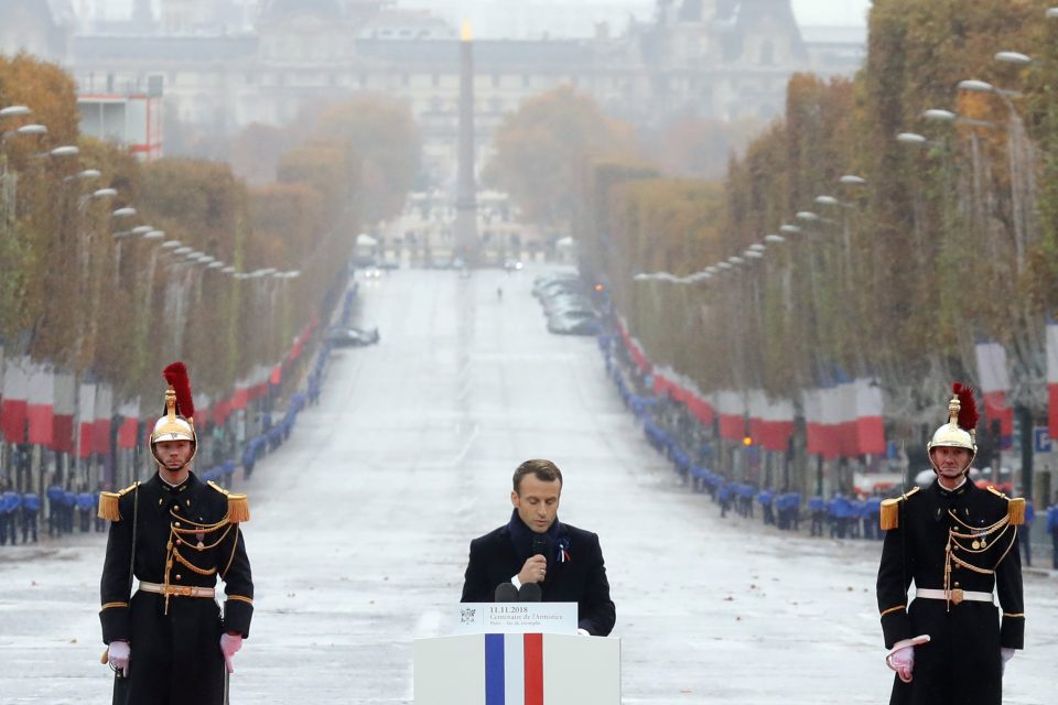 Emmanuel Macron během projevu k příležitosti 100 let od konce první světové války | foto: Ludovic Marin/Pool,  Reuters