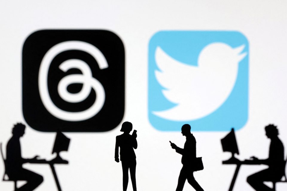 aplikace Threads a Twitter | foto: Dado Ruvic,  Reuters