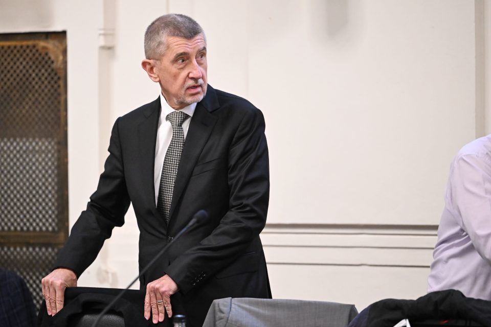 Andrej Babiš 14. února u soudu v kauze Čapí hnízdo | foto: René Volfík,  iROZHLAS.cz