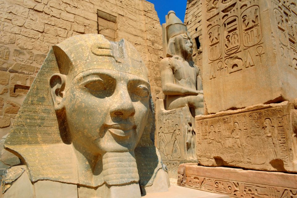fragment sochy faraona Ramsese II. starý více než 3400 let | foto: Profimedia
